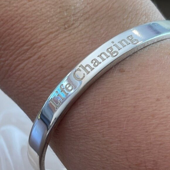 Engraved "Life Changing" Inspirational Silver Bangle Bracelet - Picture 12 of 15